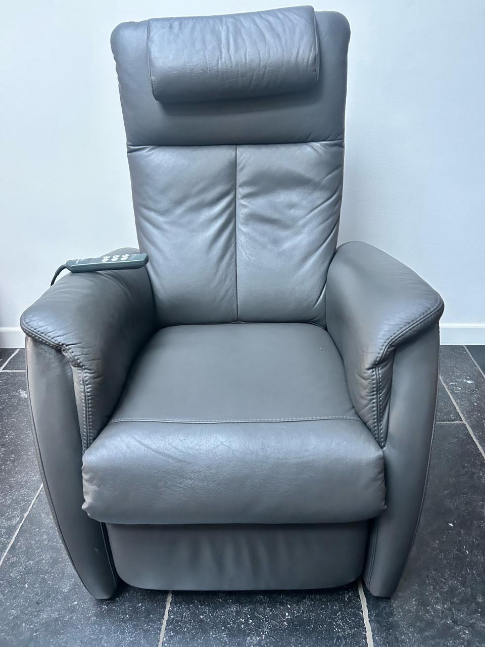 Prominent sta op stoel/ relax fauteuil