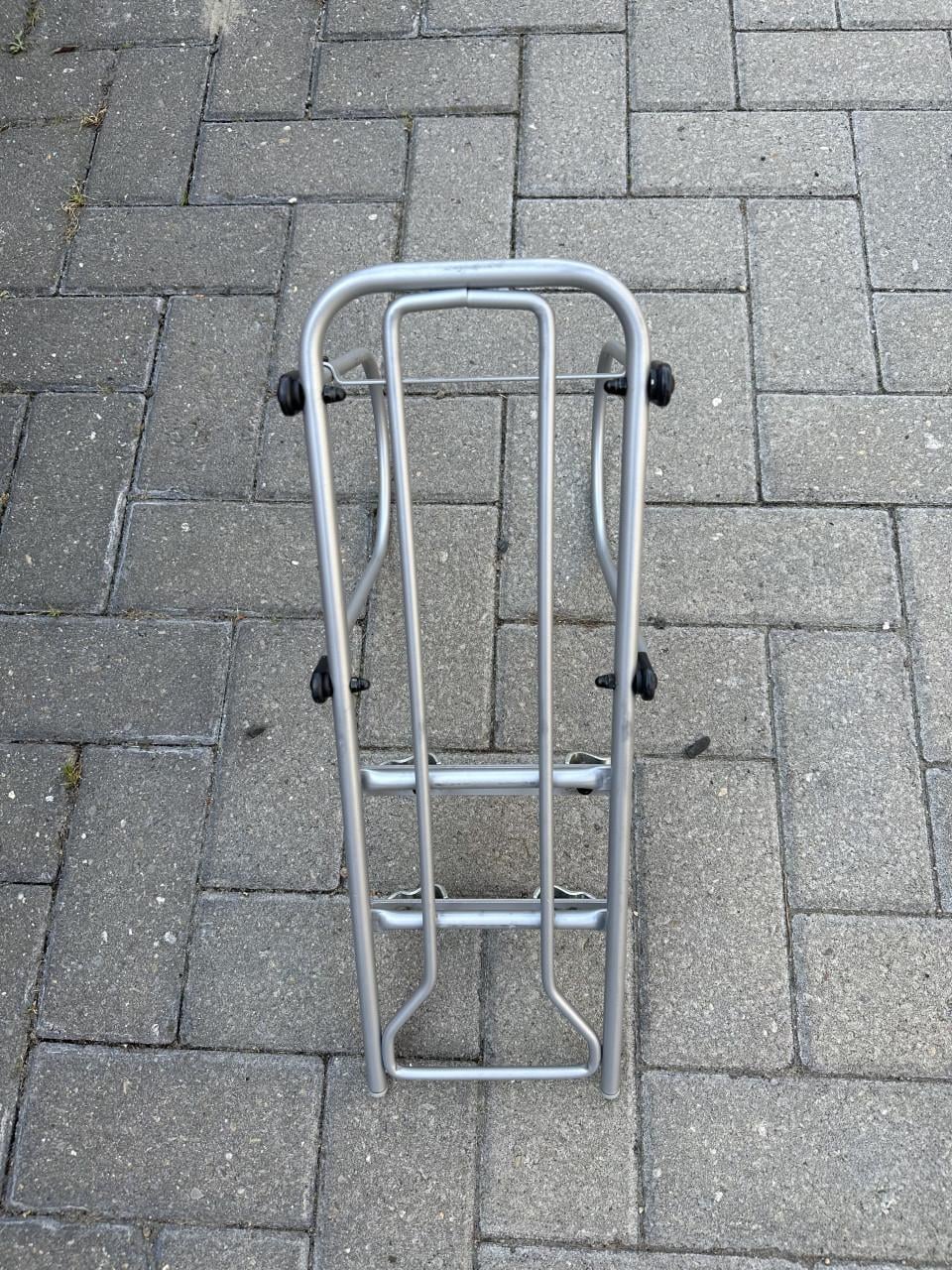 Te koop: bagagedrager verlenger om een Yepp fietsstoeltje icm fietstassen