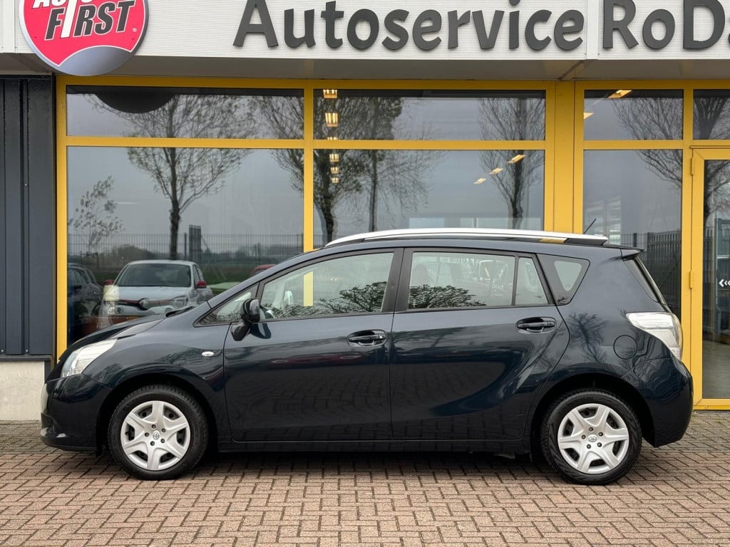 Toyota Corolla Verso 1.6 vvt-i comfort