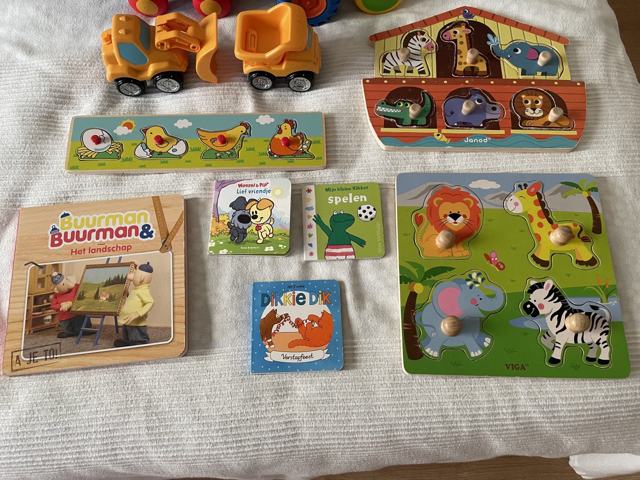 Speelgoed, boekjes en puzzels