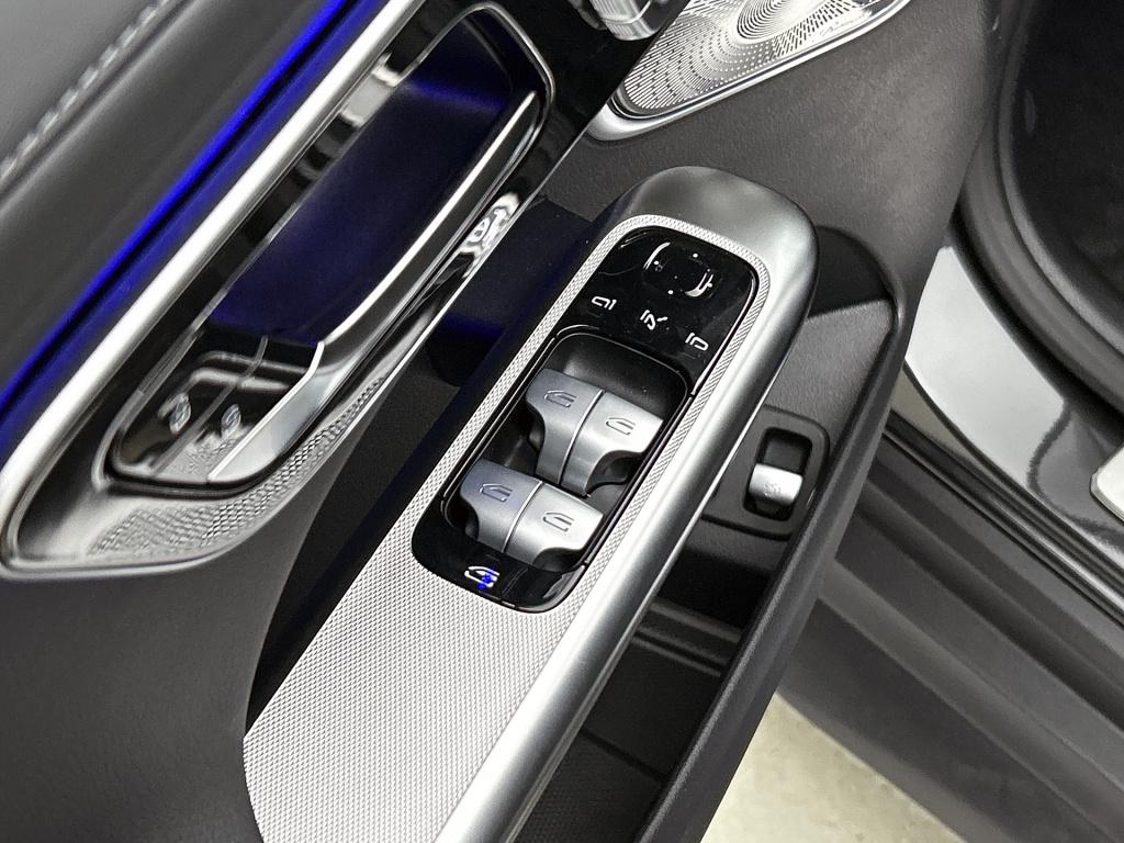 Mercedes-Benz Glc coupé 300 e 4matic sport edition | premium plus | winterp