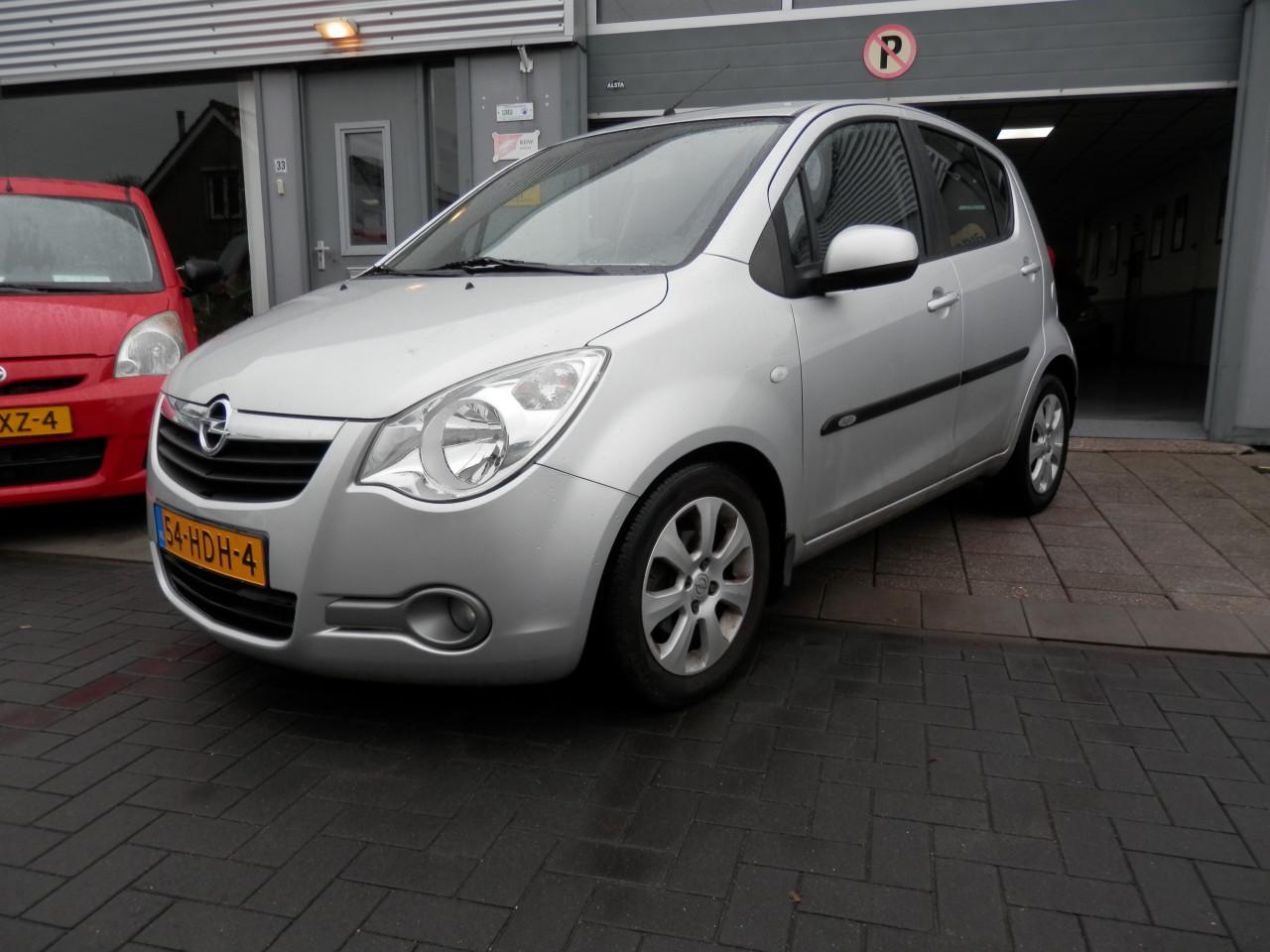 Auto Garant Biedt Aan: Opel Agila 1.2 Enjoy