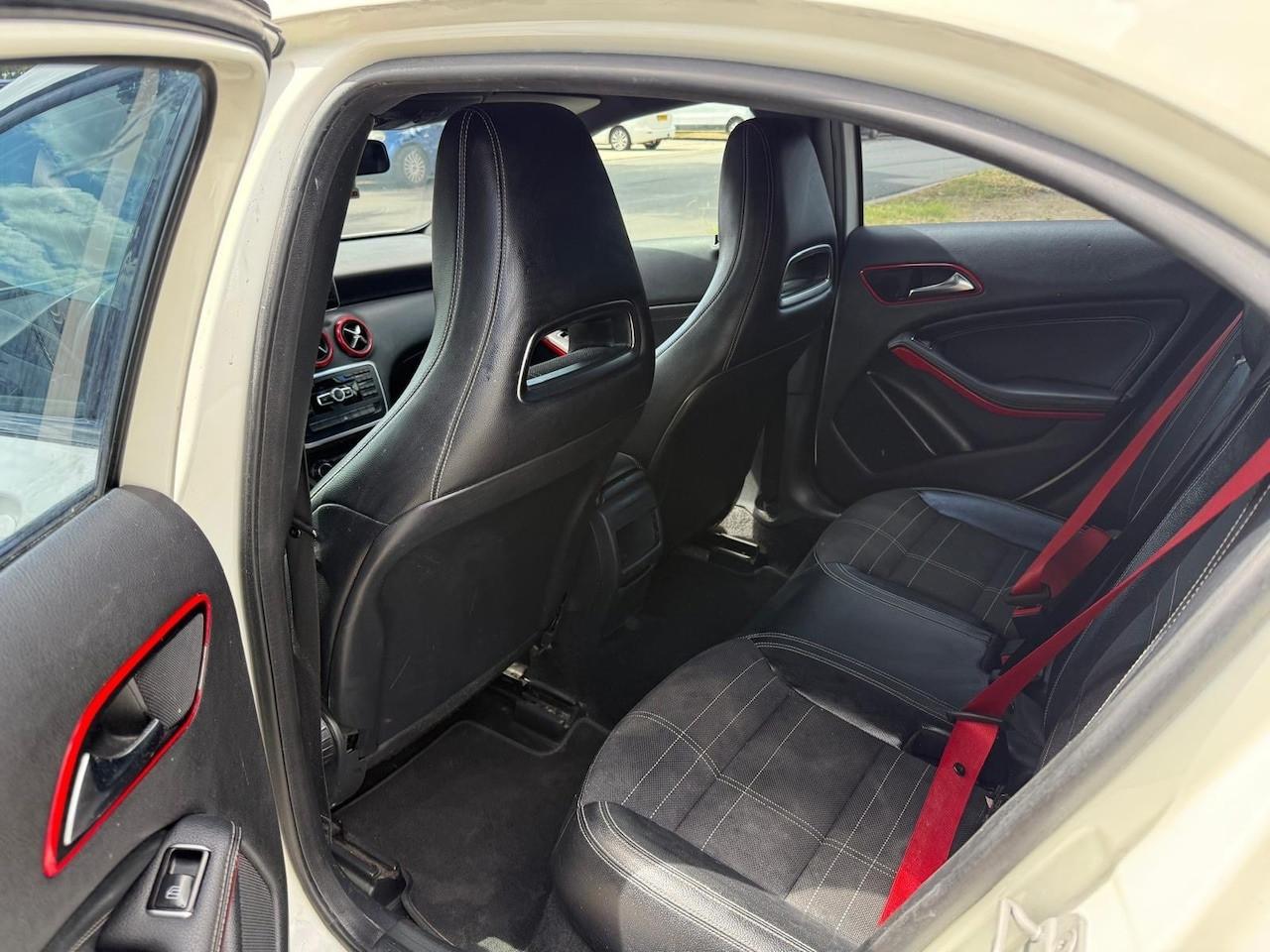 Mercedes-Benz A-klasse - 180 Amg Vol Jaar apk