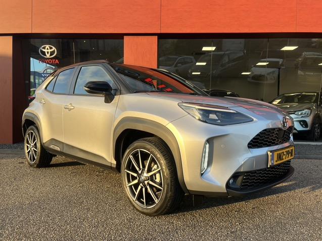 Toyota Yaris Cross 1.5 hybrid 130 gr sport plus pack