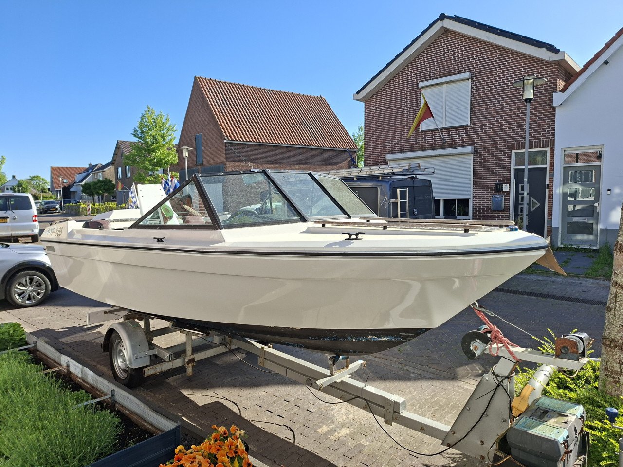 Te koop,  Beekman Pallas 520 inclusief trailer en 60PK Yamaha