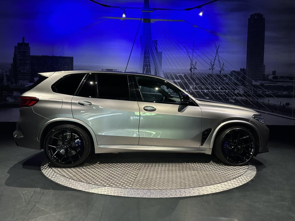 BMW X5 m competition *vossenwheels*carbon*pano*nl auto*