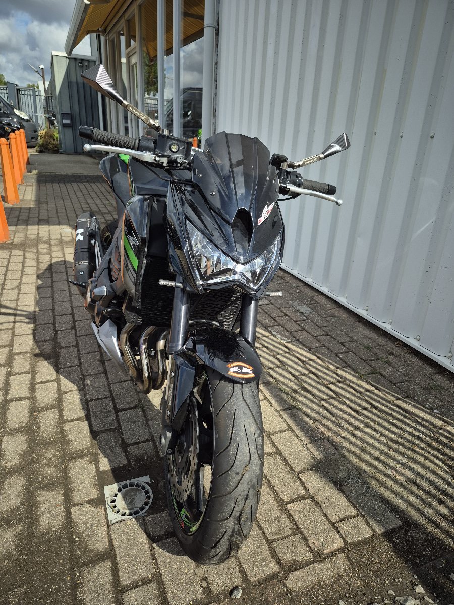Kawasaki Z800 Acrapovic uit 2016