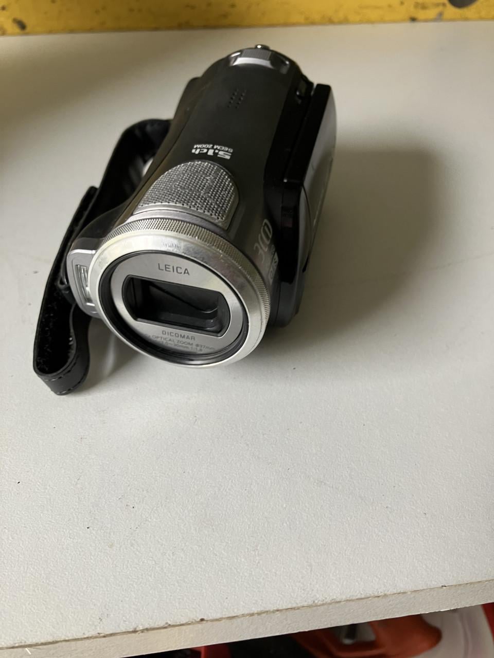 Te koop foto en filmapperatuur uit de oudere tijd
