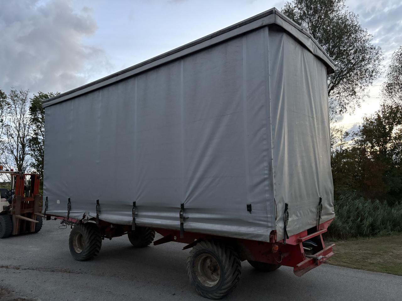 Oogstwagen met oogstband