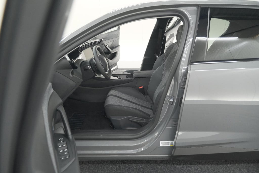 Peugeot 408 1.2 hybrid 136 e-dcs6 allure | 360 camera | navigatie | parkeer