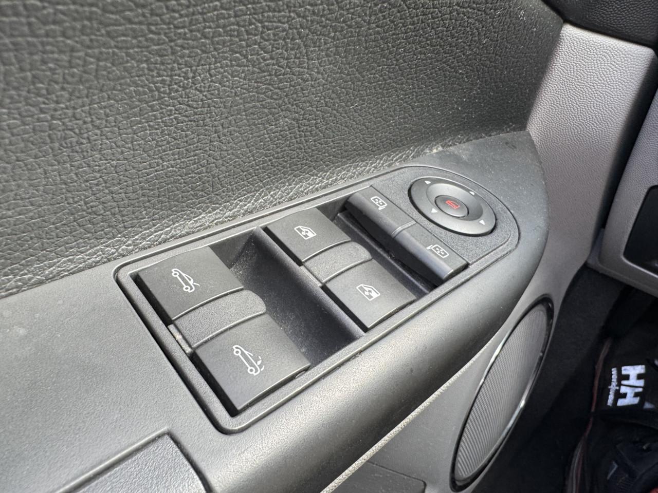 Leuke Opel Tigra Twintop 1.4 16v 2010