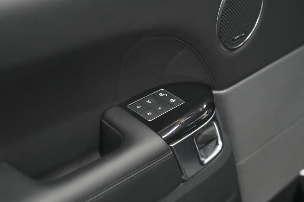 Land Rover Range Rover 3.0 sdv6 hse dynamic | btw | 3500kg trekgewicht | ca