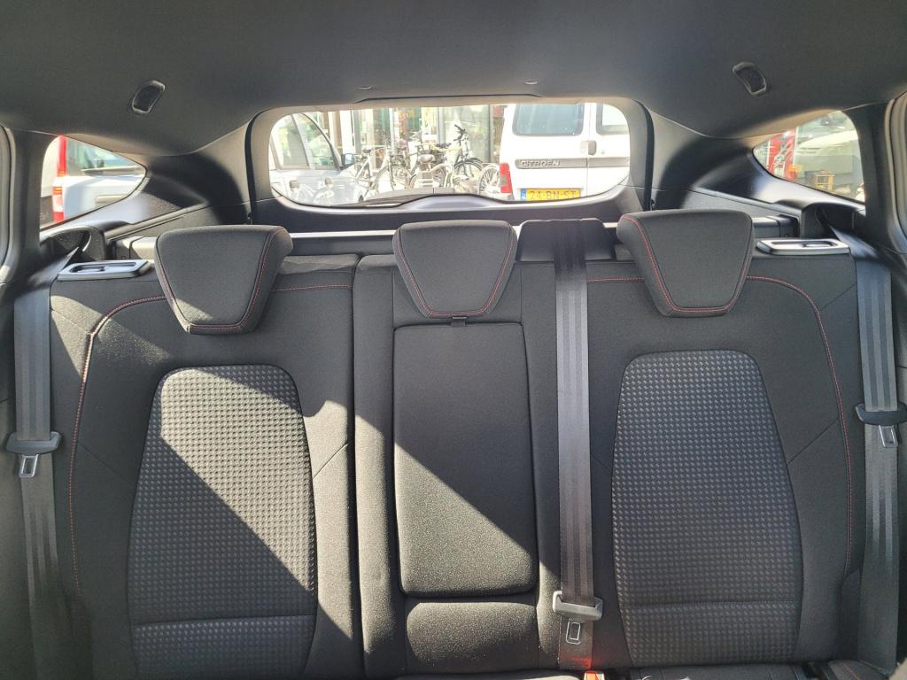 Ford Focus 1.0 ecoboost hybrid st line x automaat 125pk