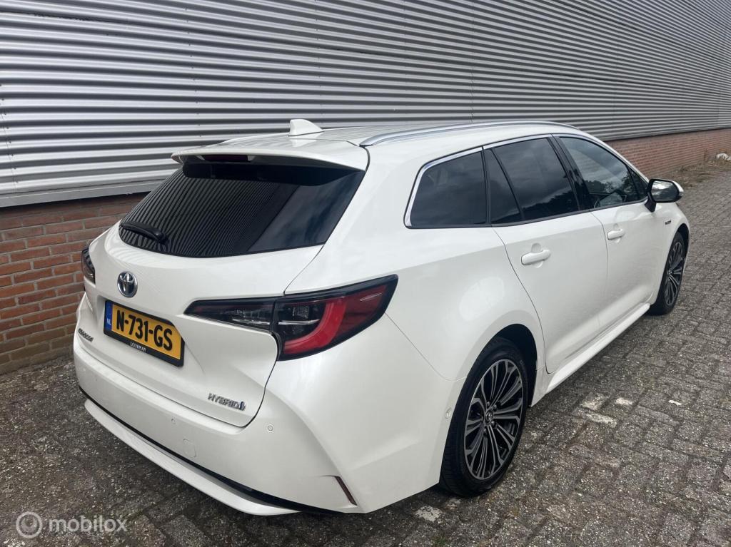 Toyota Corolla Touring Sports 1.8 hybrid dynamic || adapt. cruise | carplay
