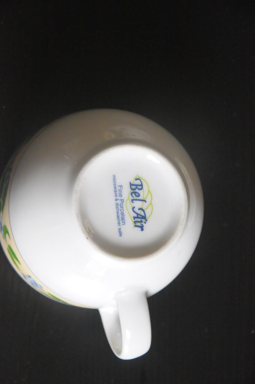 Vierdelig Bel Air Fine Porcelain servies, zo goed als nieuw!