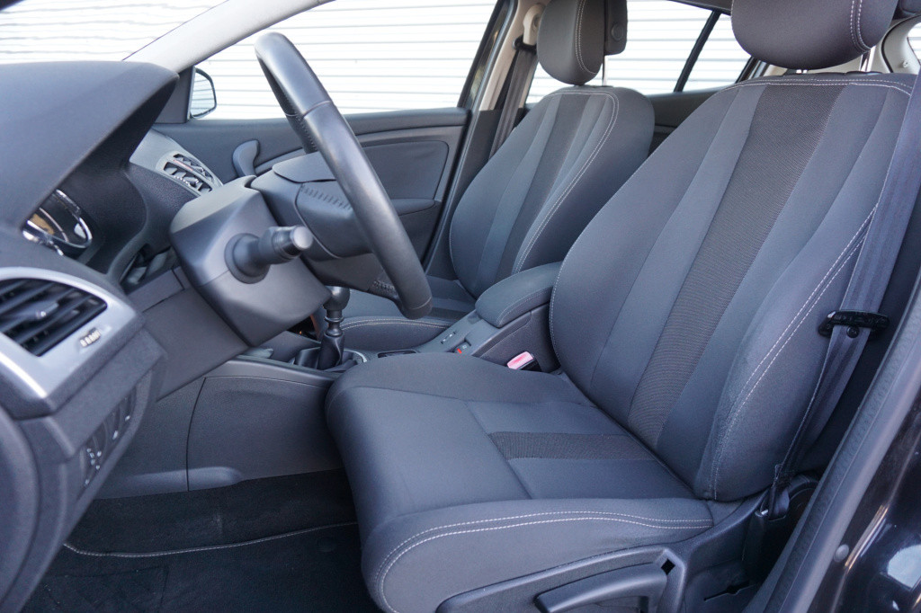 Renault Megane 1.6 sélection business sport airco / navi / cruise / elektr.