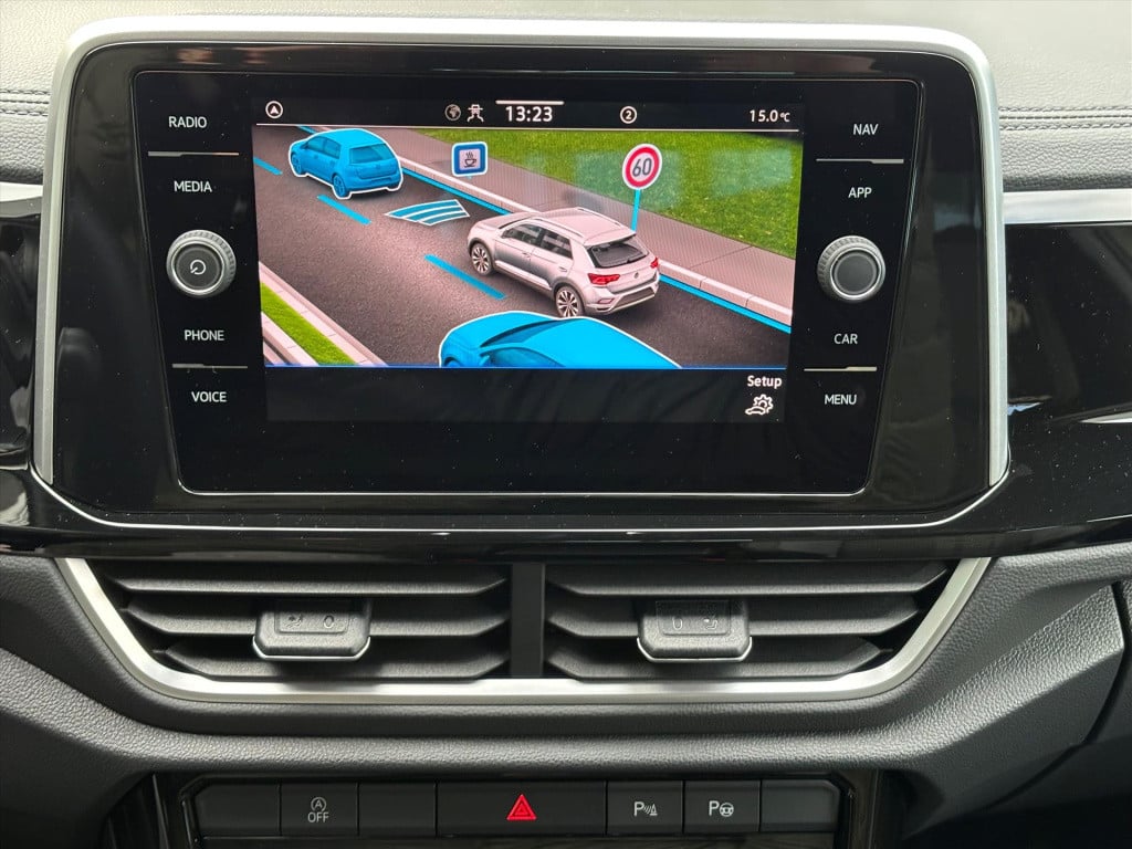 Volkswagen T-roc 1.5 tsi 150pk 7-dsg r-line|dode hoek|carplay| elek klep| r