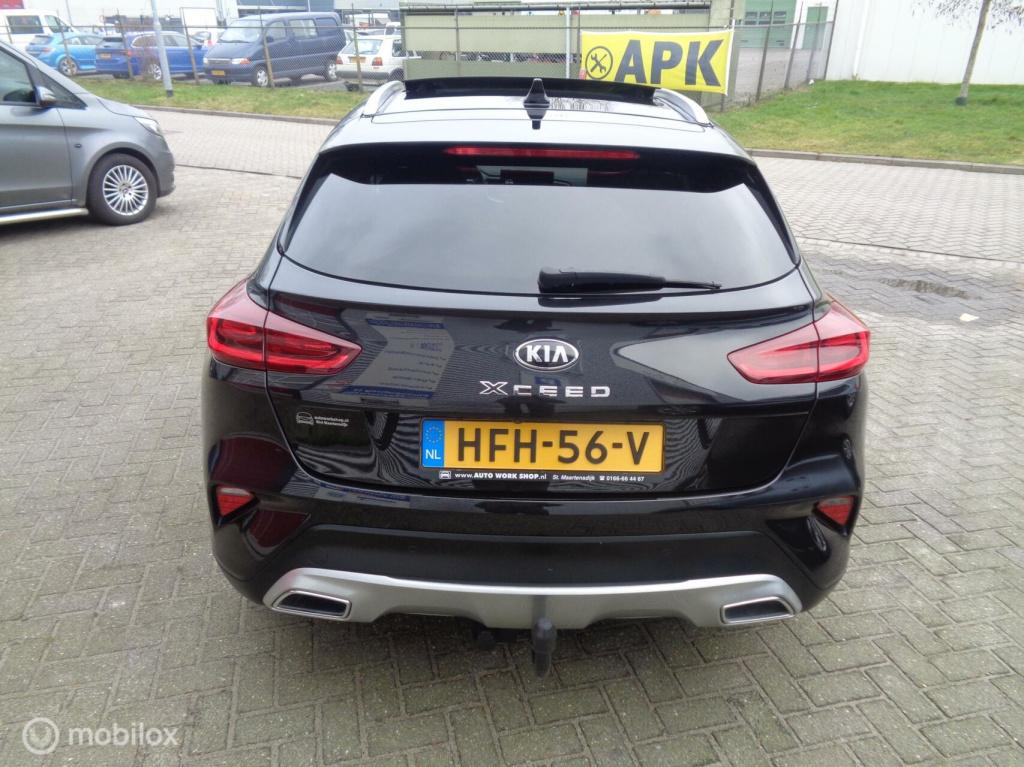 Kia Xceed 1.4 t-gdi executive/automaat/navi/panoramadak/half leer/18''lm/tr