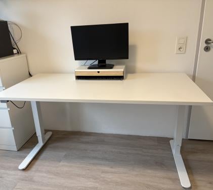 Bureau elektrisch verstelbaar