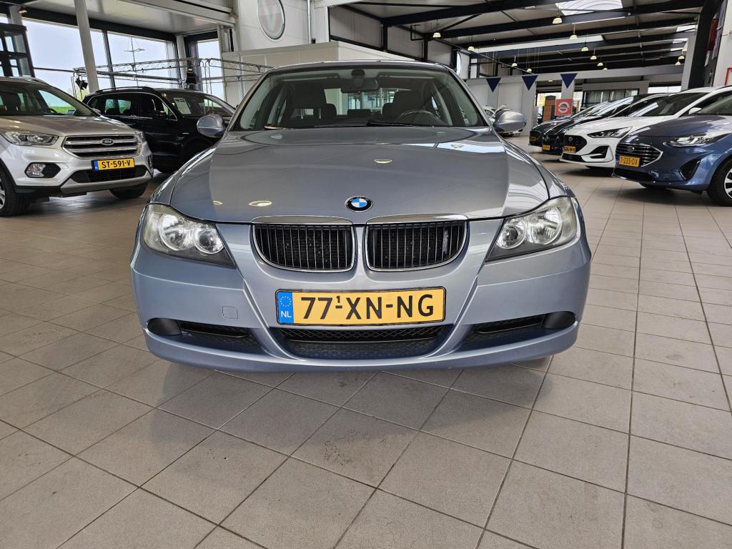 BMW 3-serie 318i business line
