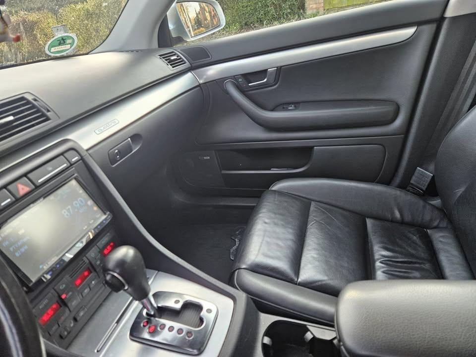 2008 Audi A4 B7 2.0 tfsi quattro sedan (usa)