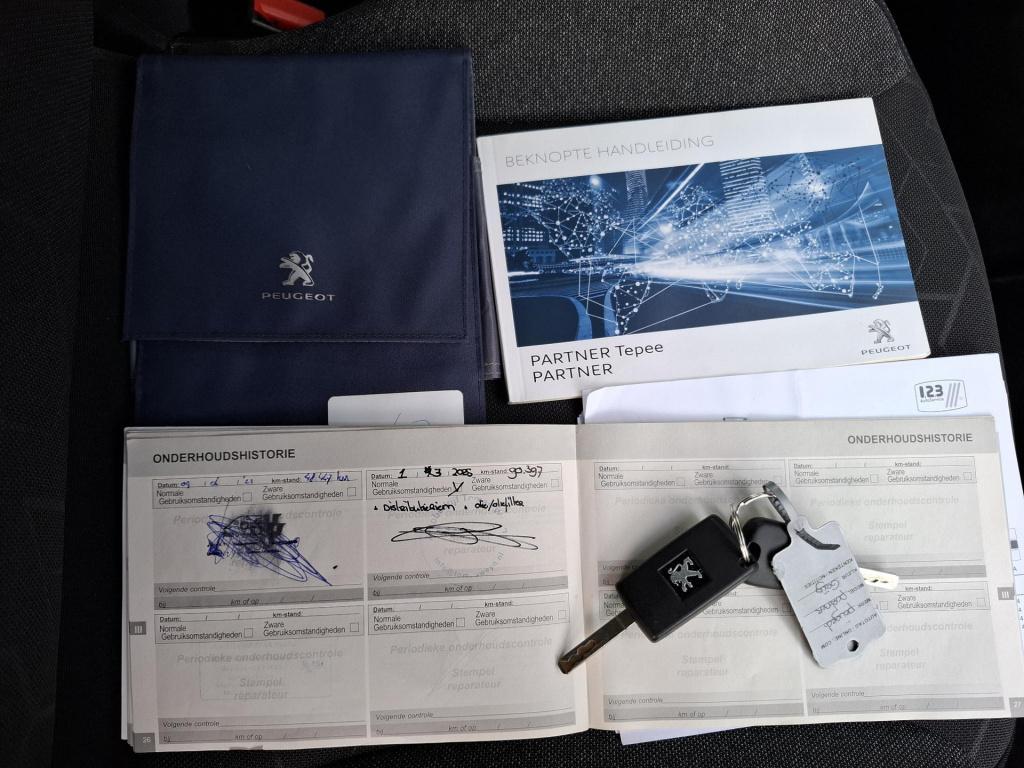 Peugeot Partner tepee mpv 110 style airco/nav/trekhaak
