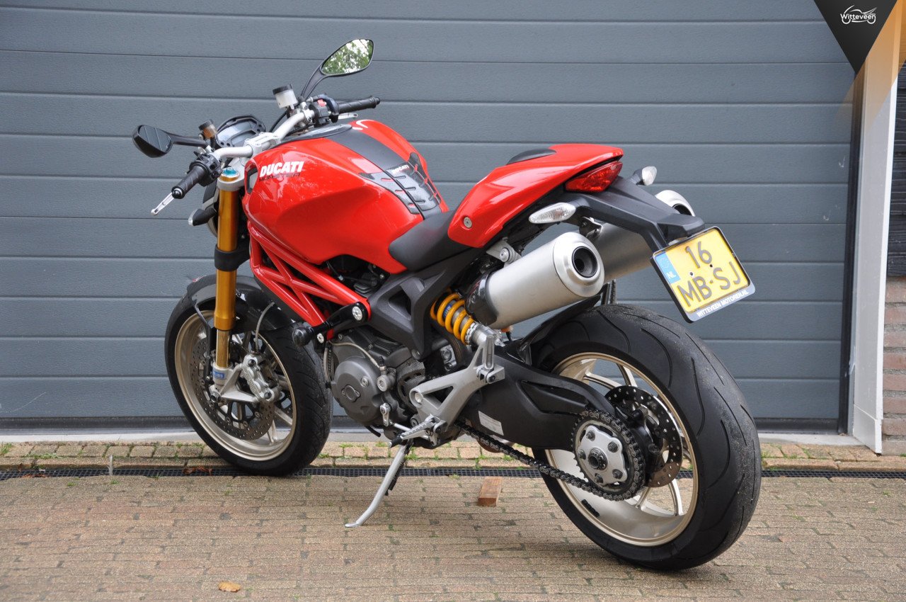 Ducati Monster 1100 S
