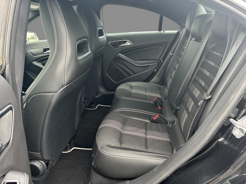 Mercedes-Benz Cla 180 business solution | automaat | navigatie | stoelverwa