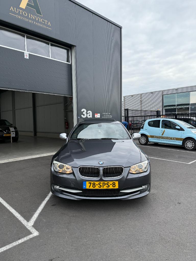 BMW 3-serie e92 320i corporate lease mineralgrey edition