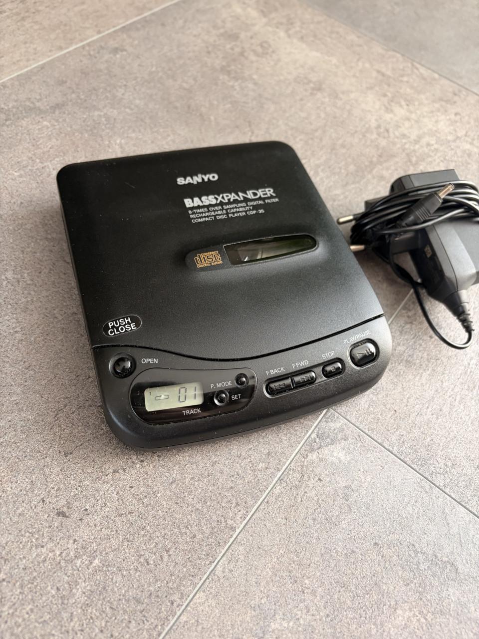 Sanyo discman nette staat