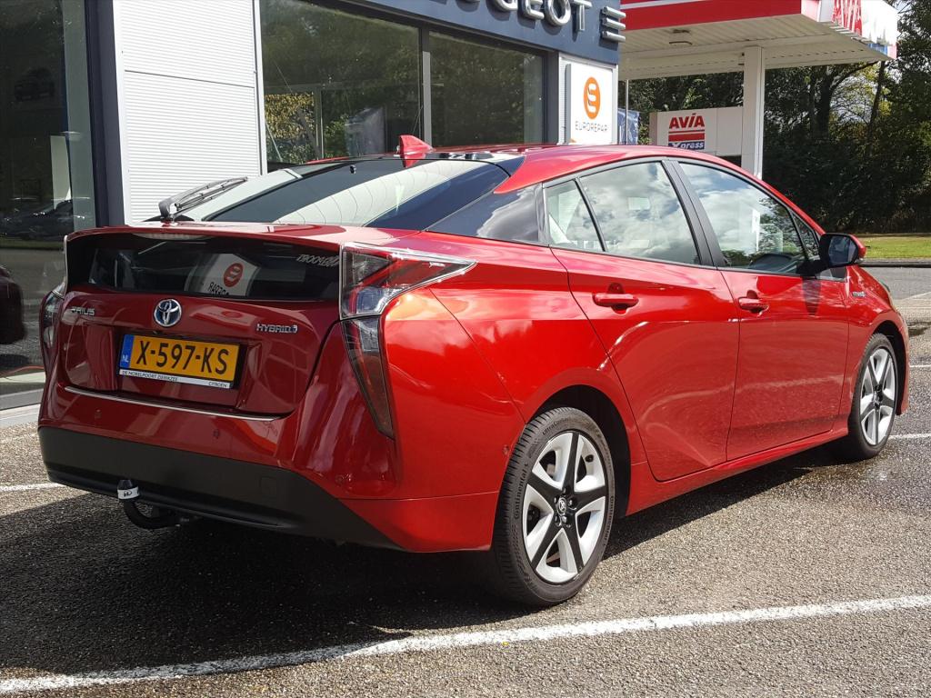 Toyota Prius 1.8 full hybrid 122pk aut active | navi | bt | cruise & climat