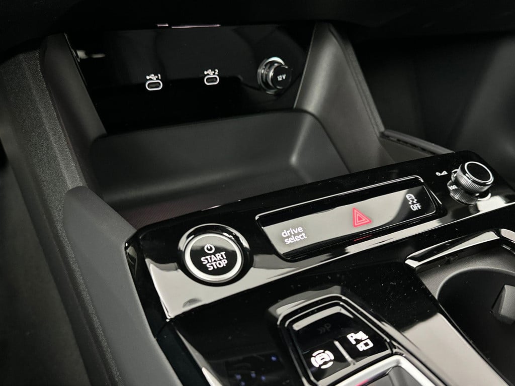 Audi A6 Sportback E-tron s edition e-tron 83 kwh 210 kw / 286 pk sportback