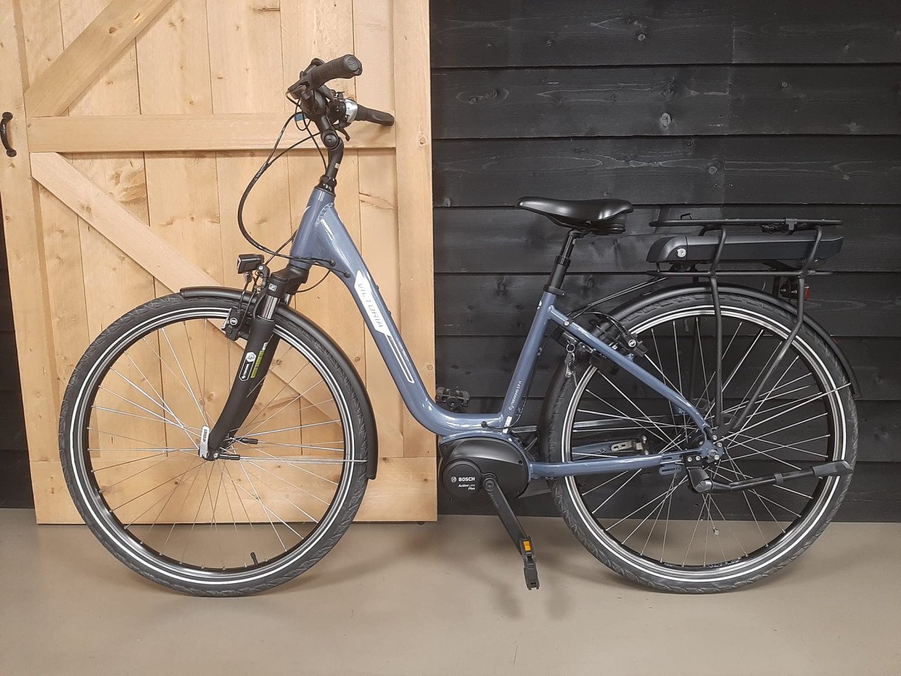 Z.g.a.n. Victoria E-trekking 5.9 met Bosch middenmotor en 300Wh accu
