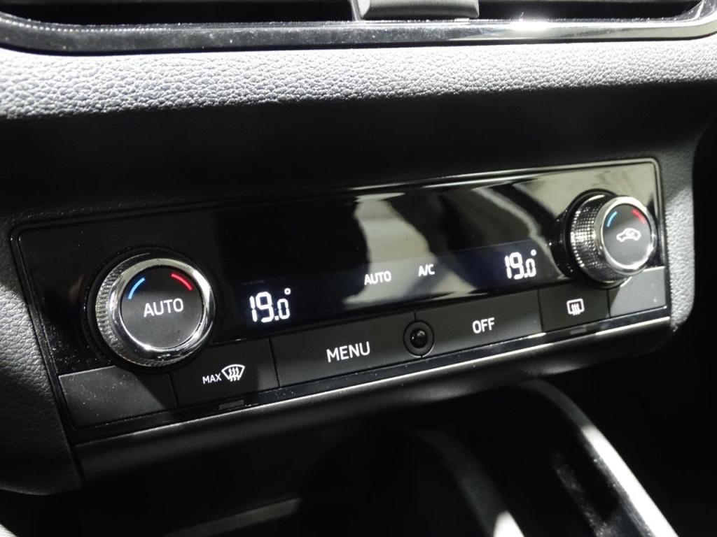 Skoda Kamiq 1.0 tsi greentech 115pk dsg-7 ambition