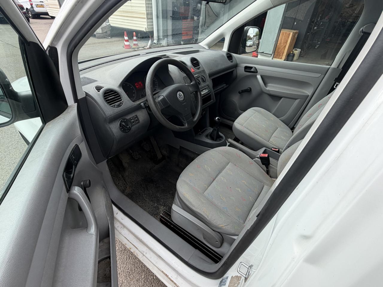 Volkswagen Caddy 1.6 Benzine Trekhaak en AIRCO ! ! !