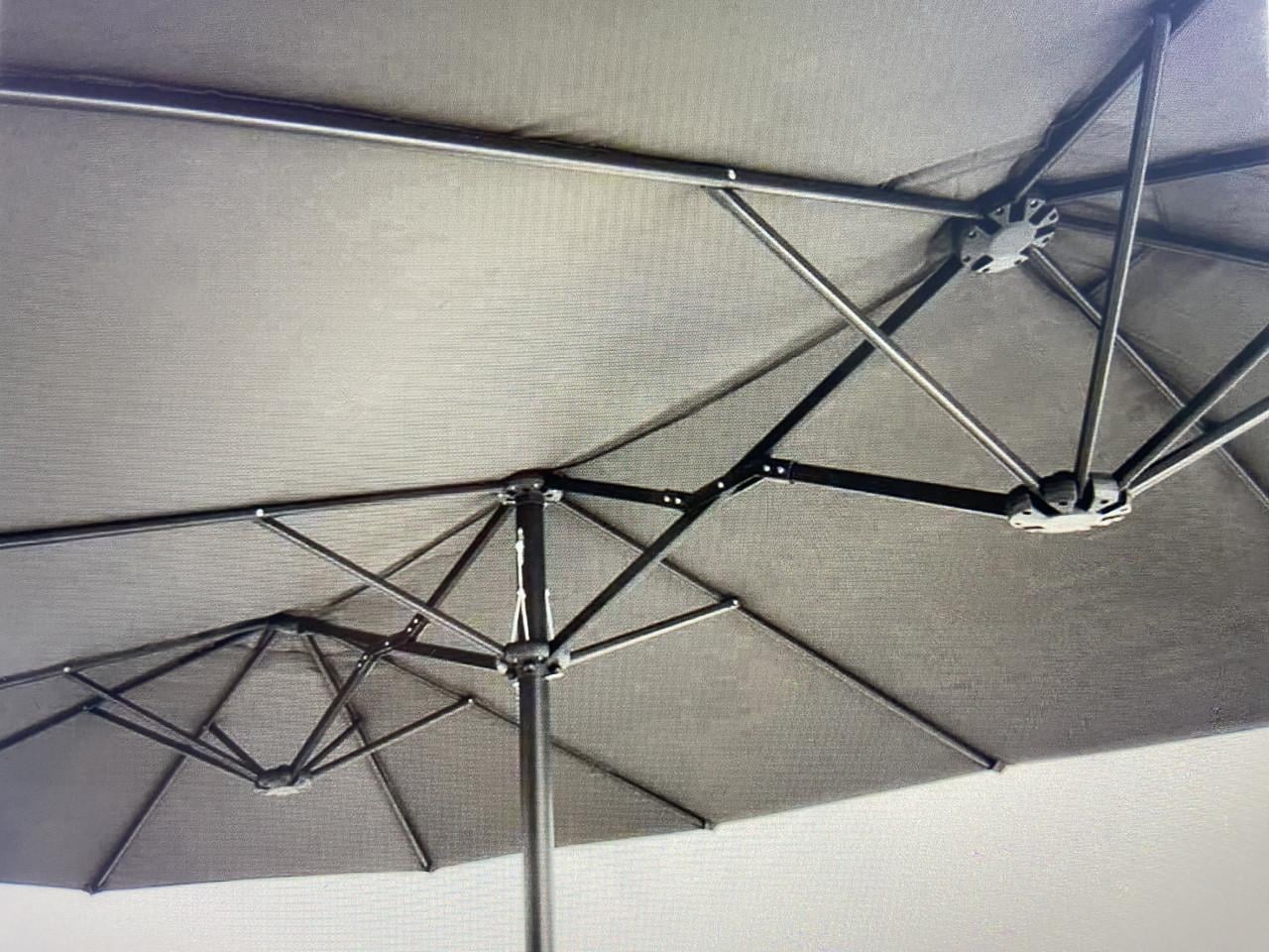 Nieuwe Tuinparasol 450x260 cm.