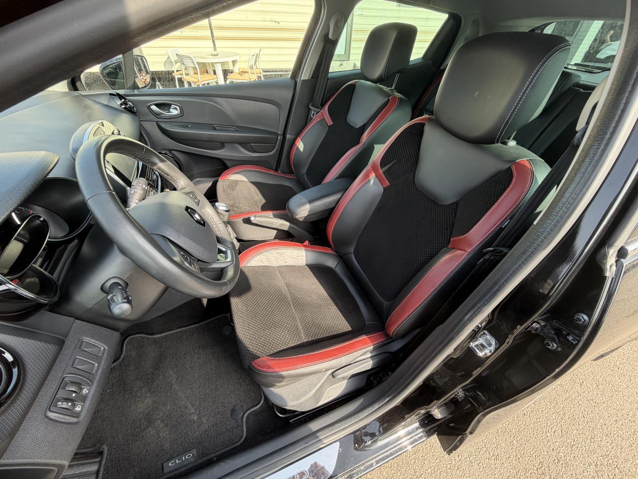 Renault Clio 1.2i Limited Bouwjaar 2018 NAP ! ! !