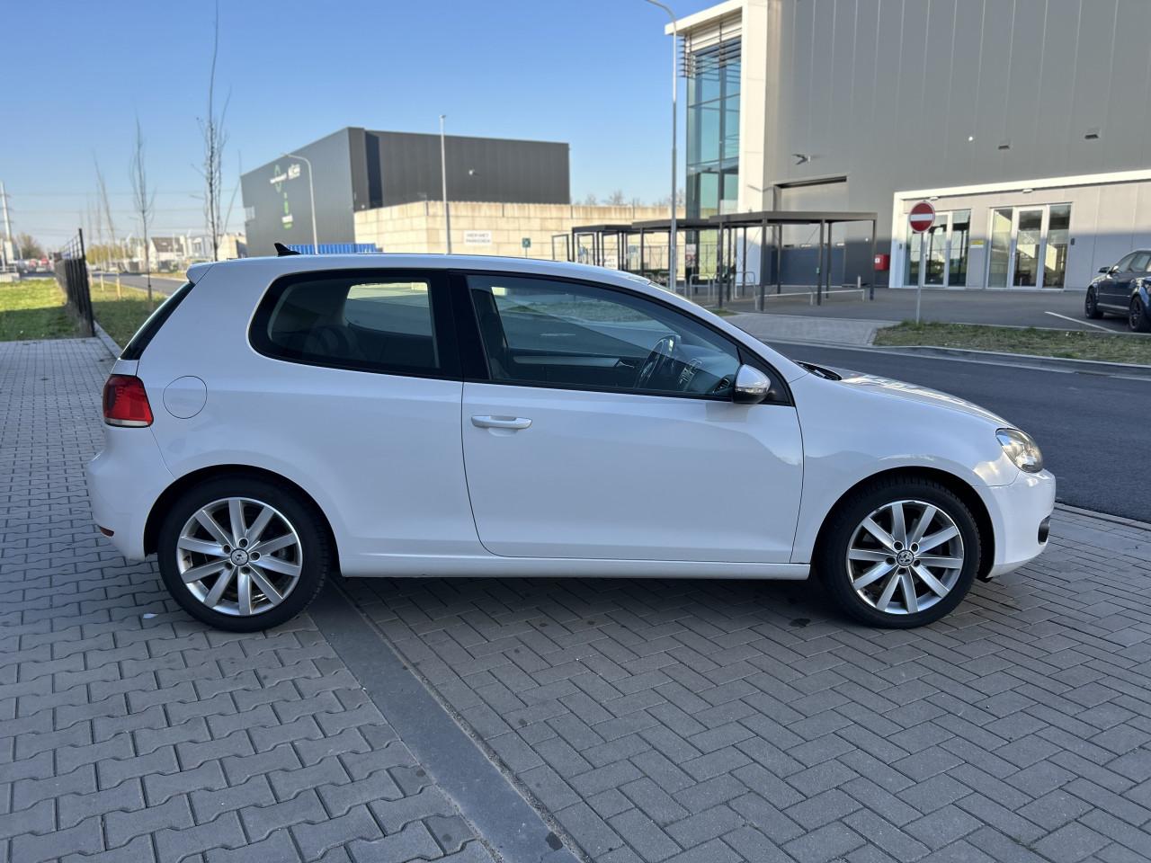 Volkswagen Golf 1.4 TSI Highline/STOELV/APK/AIRCO/PDC/