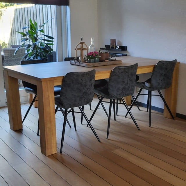 Prachtige teakhouten tafel 1 x 2 m