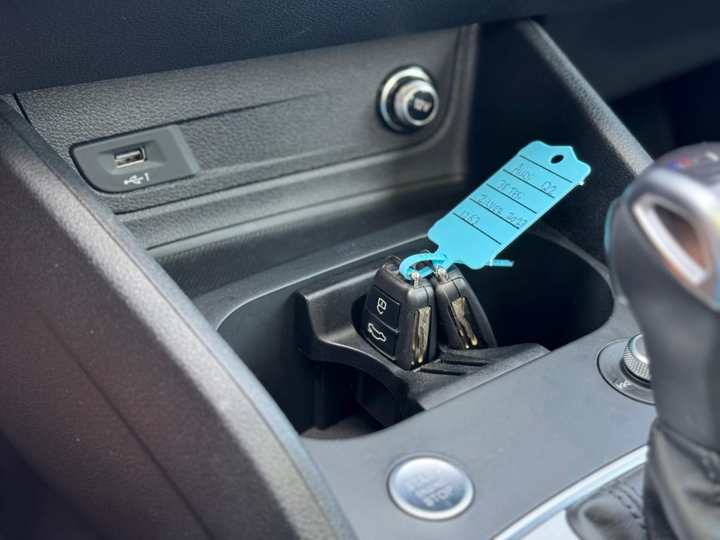 Audi Q2 35 tfsi * panoramadak * virtual cockpit * keyless * leder