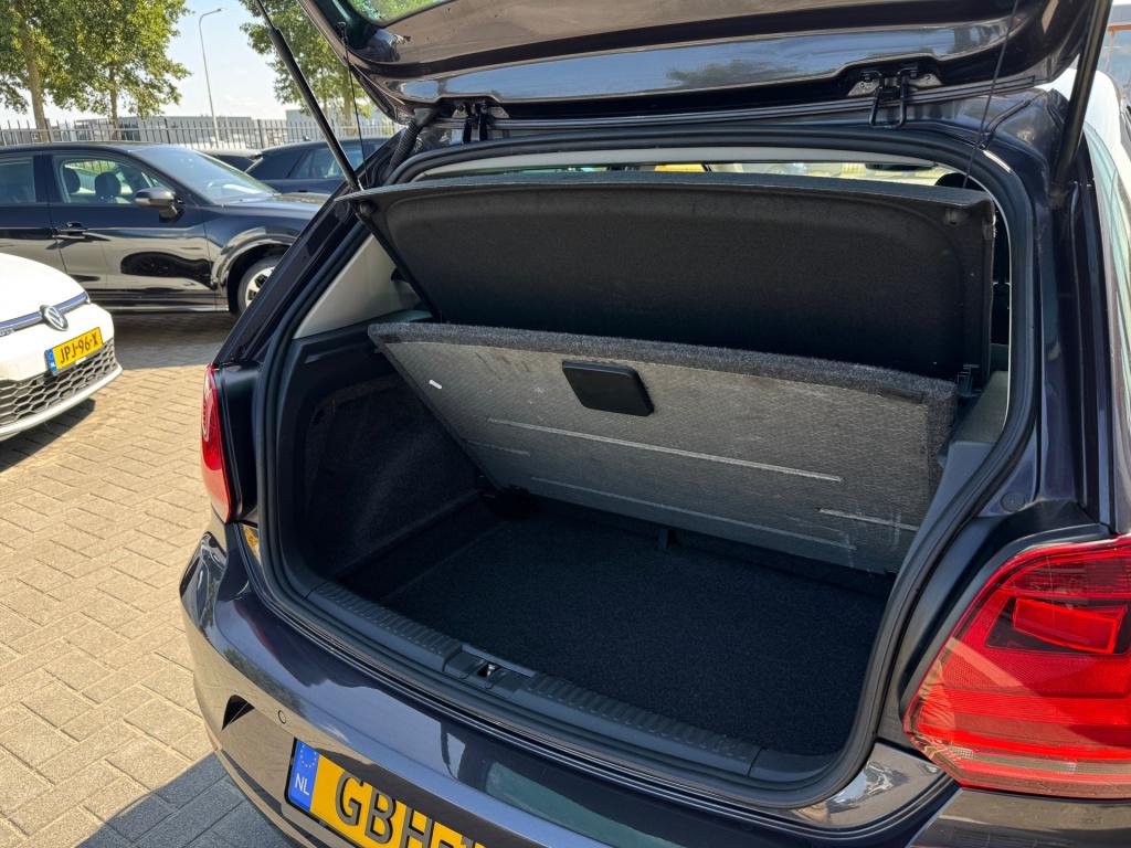 Volkswagen Polo 1.2 tsi lounge * cruise control * stoelverwarming * dab