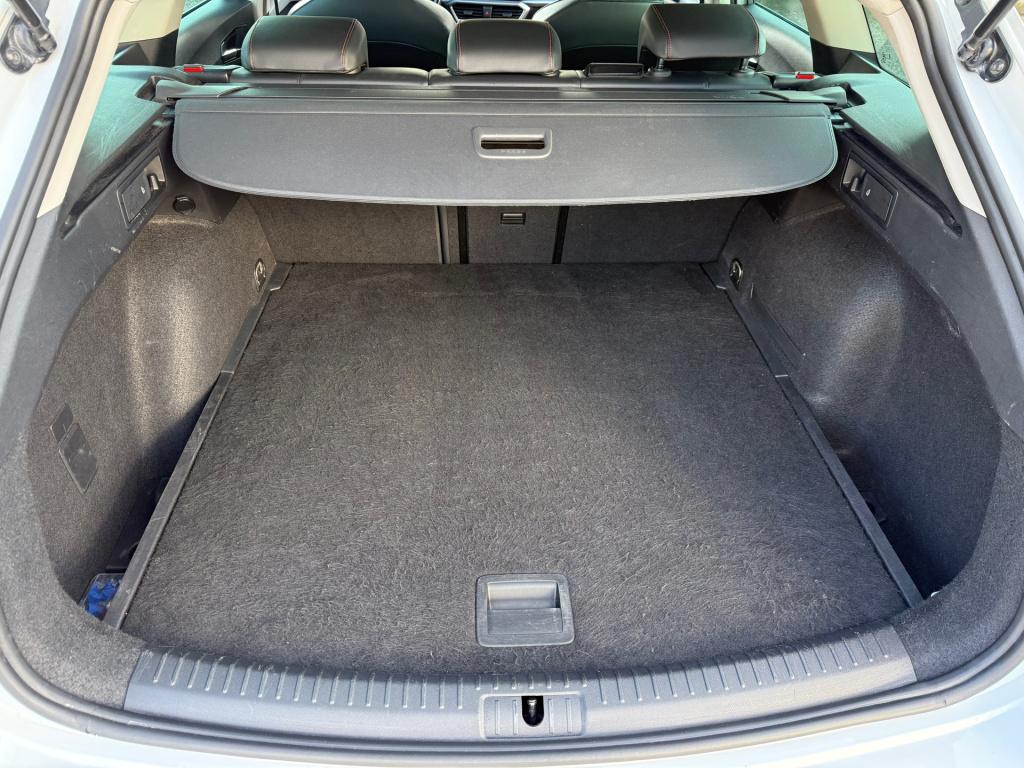 Seat Leon sportstourer 1.5 tsi fr business intense