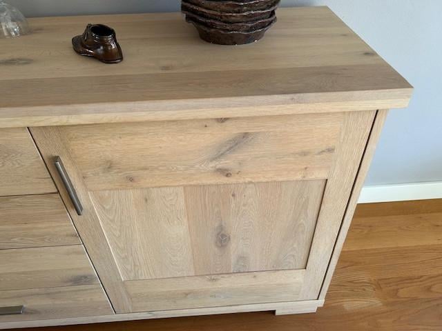Dressoir geheel massief blank eiken (Friese meubelfabriek)