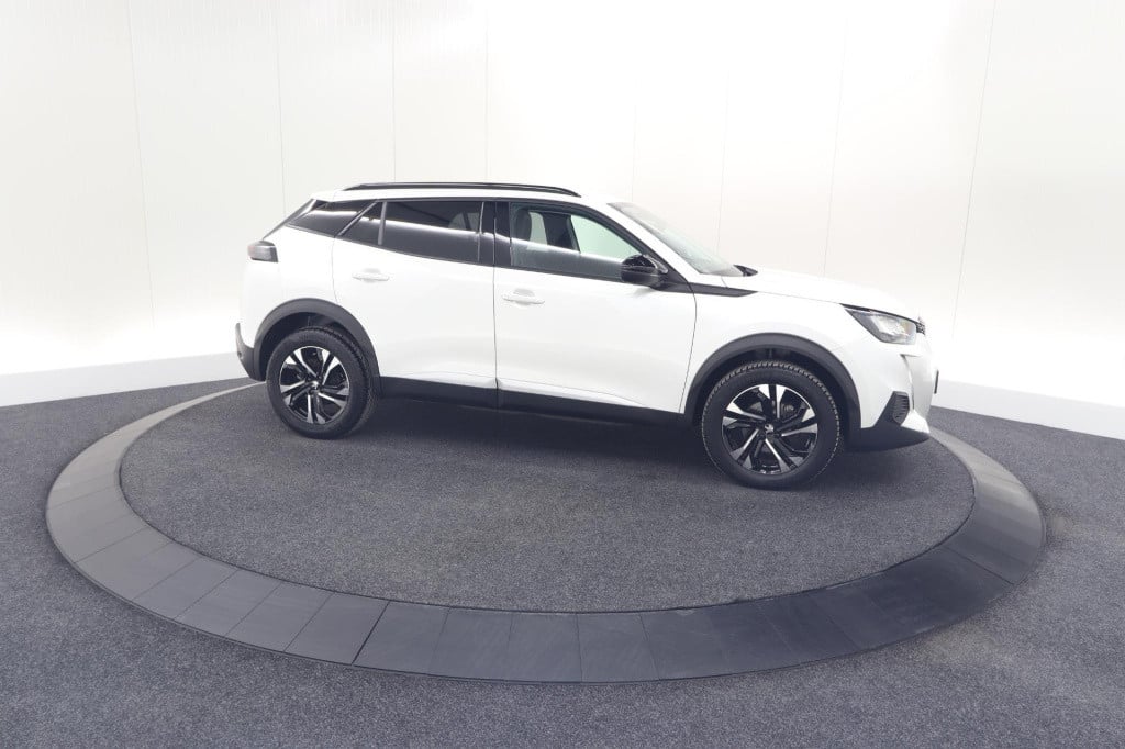 Peugeot 2008 puretech 102 allure pack | allseason banden | parkeersensoren 