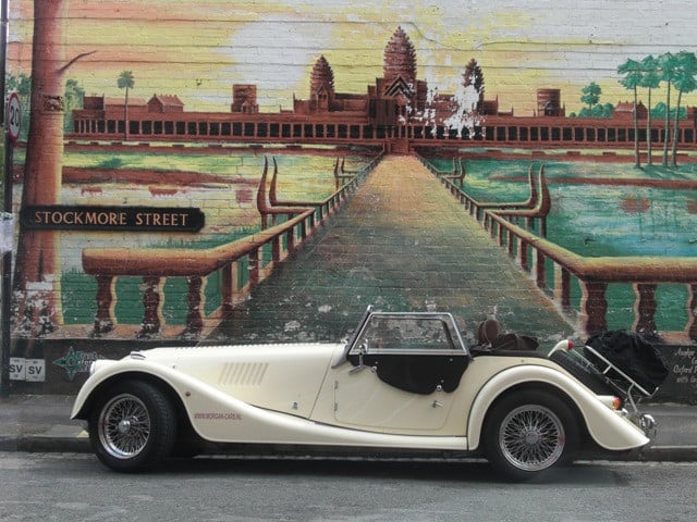 Te Huur Op De Mooiste Dag Van Je Leven , Een Morgan Roadster