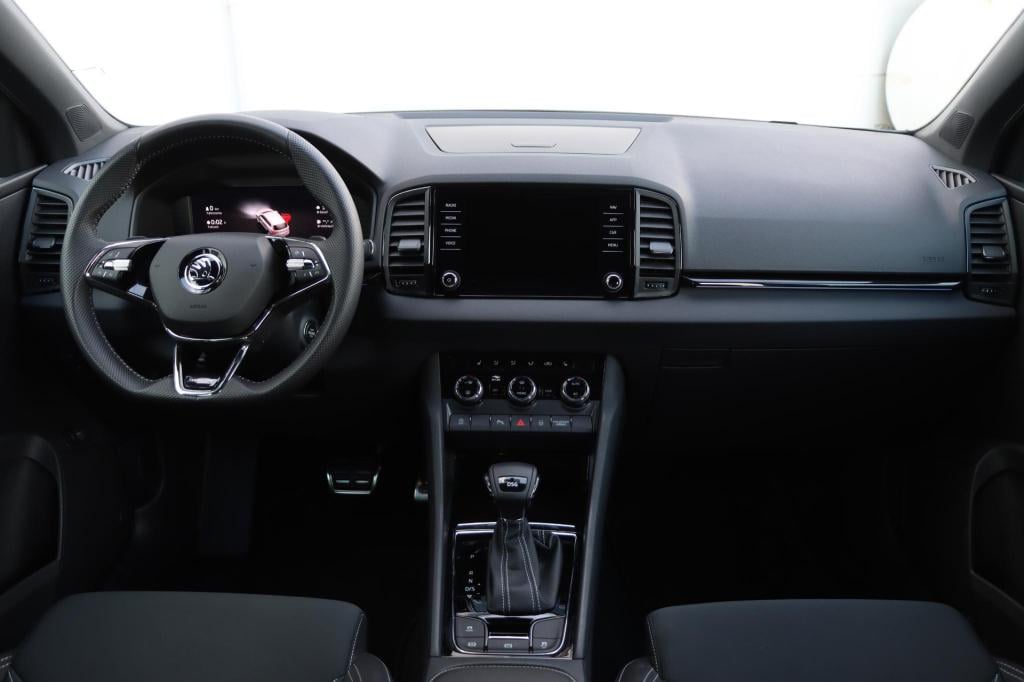 Skoda Karoq 1.5 tsi sportline business 150pk dsg7