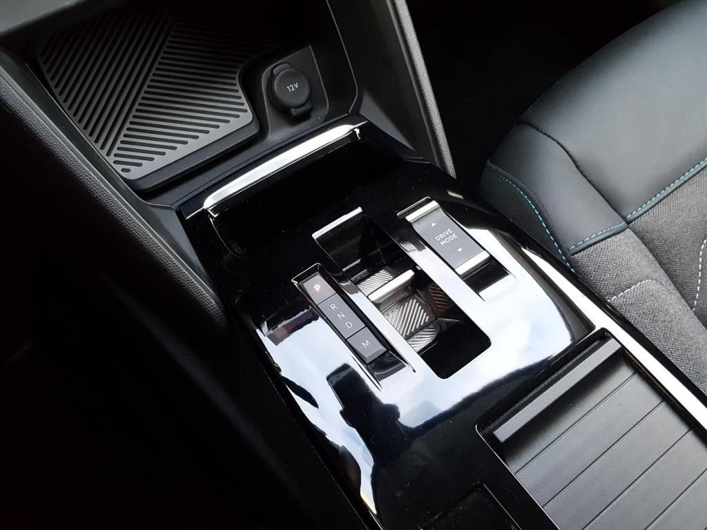 Citroen C4 feel pack 1.2 130pk automaat(8t) trekhaak | apple carplay & andr