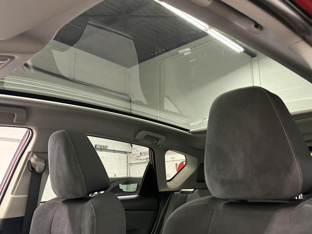 Toyota Auris 1.2t volcano edition