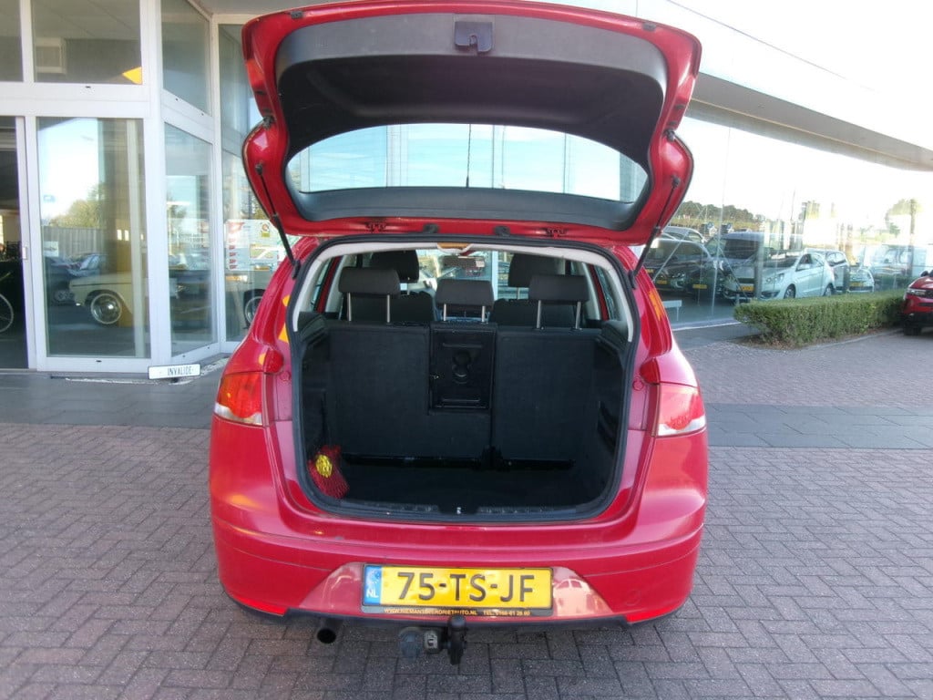 Seat Altea Xl (5p5) 1.6 airco, cruise-control, trekhaak