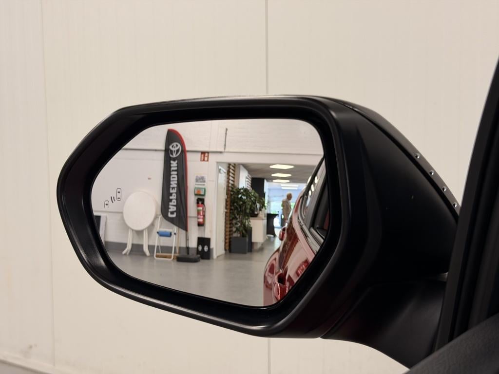 Toyota Yaris 1.5 hybride bi-tone executive| hud| stoel.verw| camera| bsm